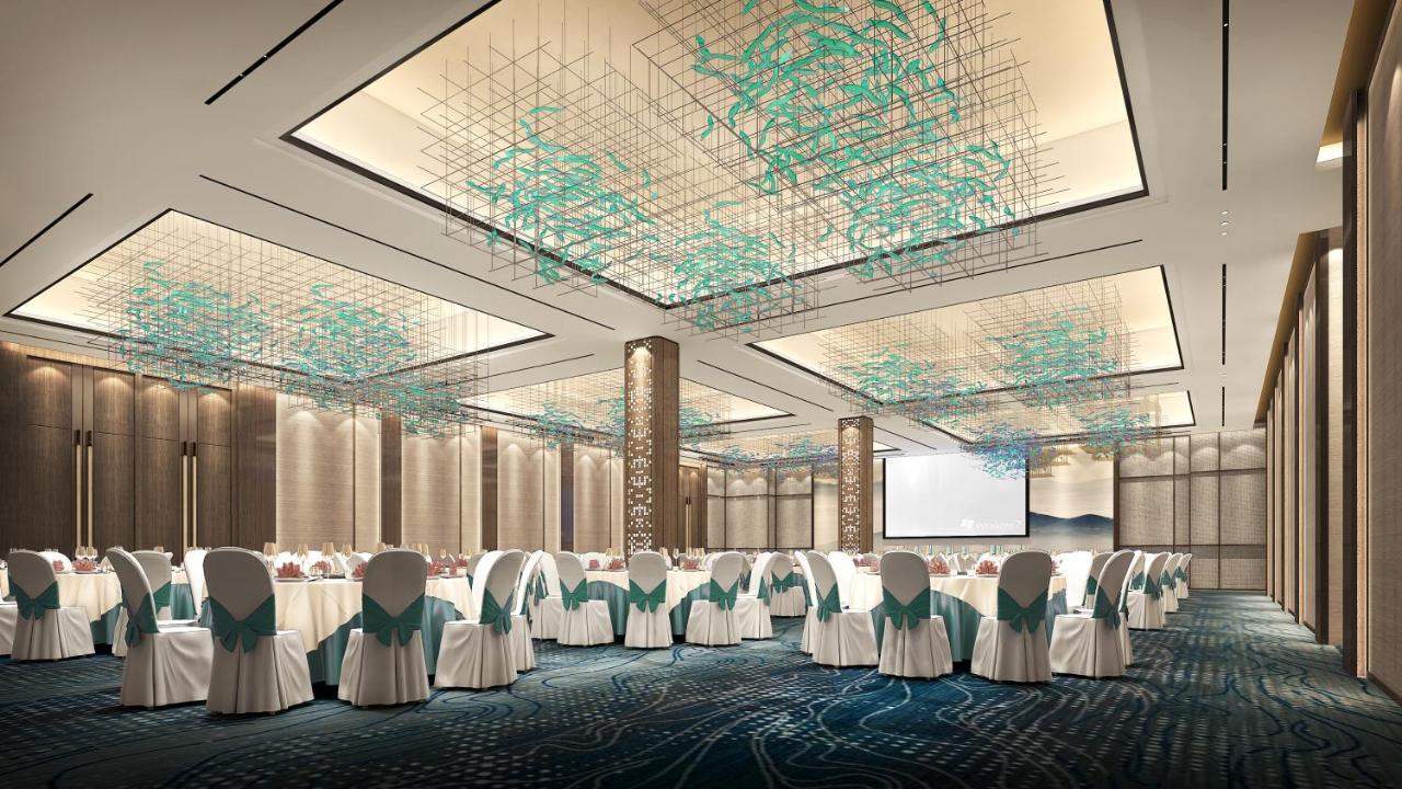Howard Johnson Plaza By Wyndham Blue Bay Sihanoukville Dış mekan fotoğraf
